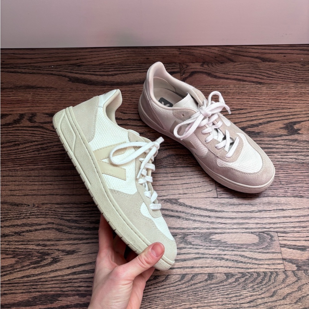 Veja V-10 Sneakers Womens Size 39